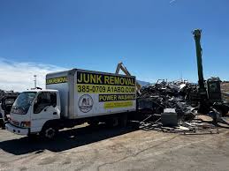 Moving and Downsizing Cleanouts in Norfolk, NE